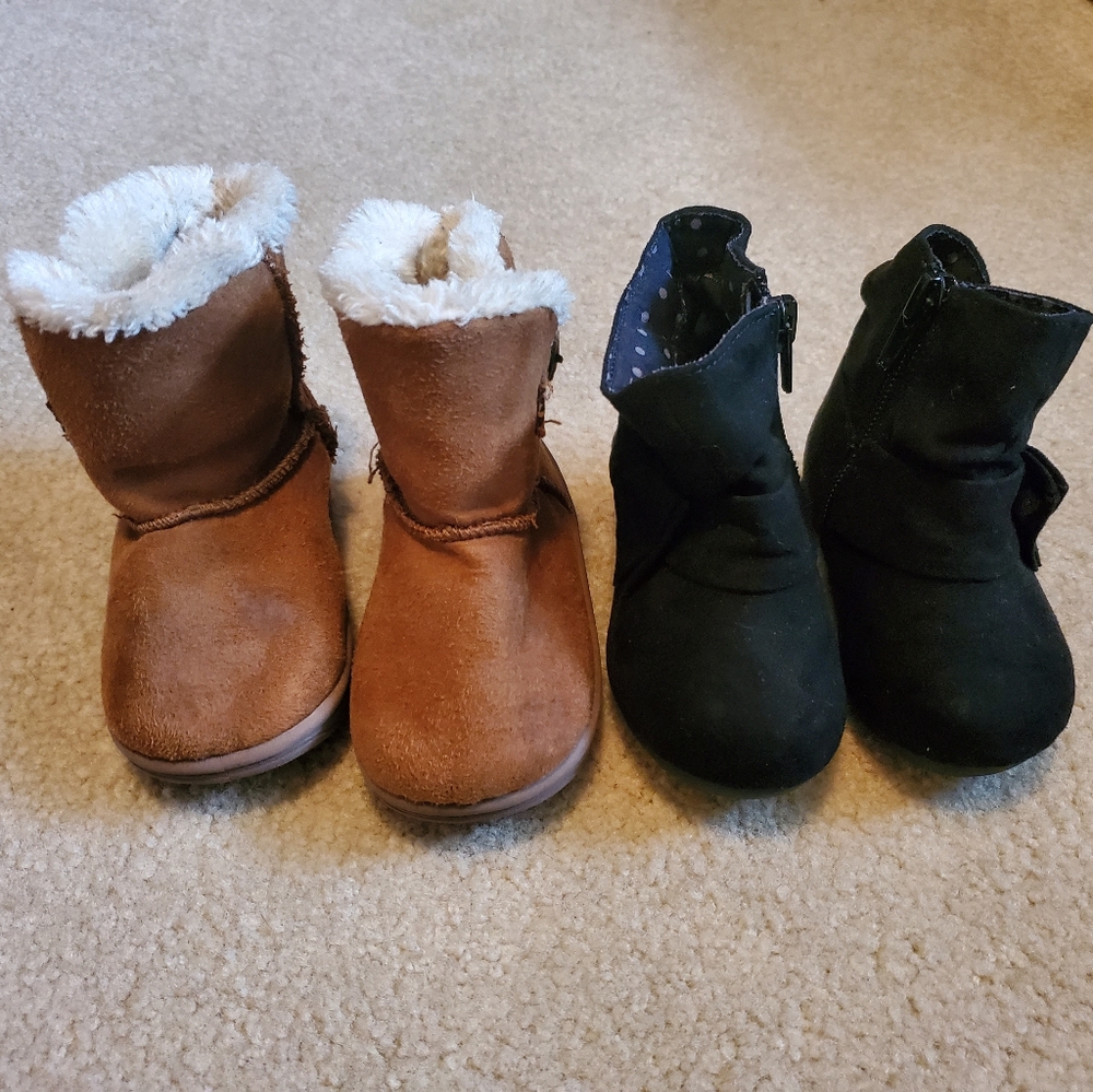 Booties- lot of 2- size 3